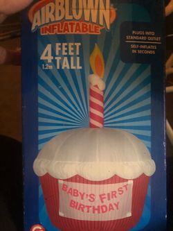 Inflatable birthday cupcake