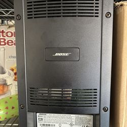 Bose Powered Speaker System Set Of 2