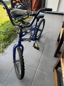 Bicicleta 20” Nueva $50.00 OBO