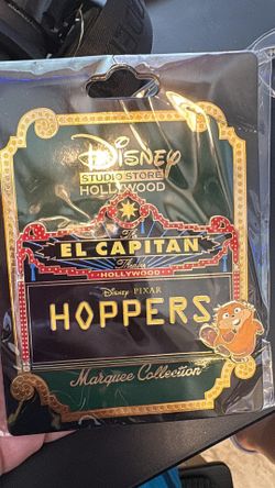 Disney pins authentic/ fantasy
