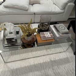 Beautiful Mirrored Coffee Table 