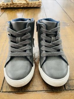 Cat & Jack Toddler Boy’s Mateo High Top Sneaker 