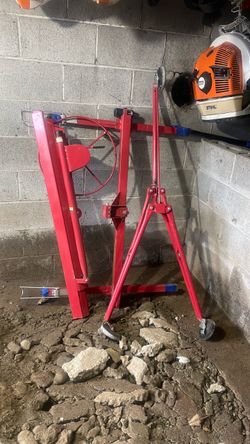 Sheetrock hanging machine