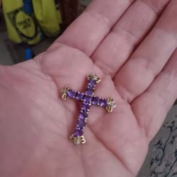 NATURAL AMETHEST TWO TONE CROSS