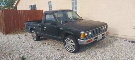 1984 Nissan 720. S/T