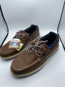 Size 10 Men’s Island Surf Shoes