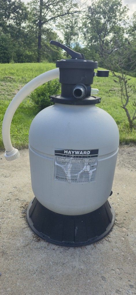 Hayward Pro Series Sand Filter Only with Valve, 18 in