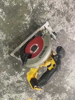 Dewalt Skillsaw 