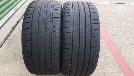 2x Used Michelin Pilot Sport 4S - 235/35/19