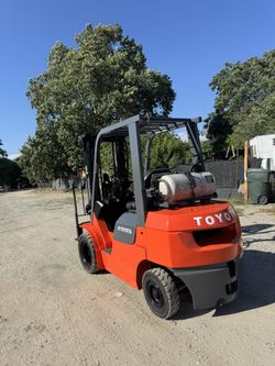 Toyota Forklift 