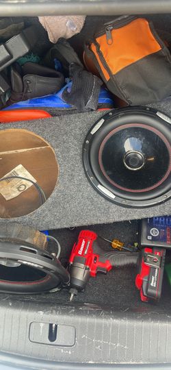 Boss speakers 2 12s