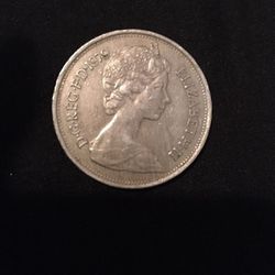 1979 Great Britain Elizabeth 2 10 new pence crown lion copper nickle