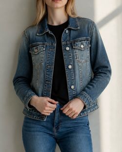 Vintage 1990s Guess Jean Jacket