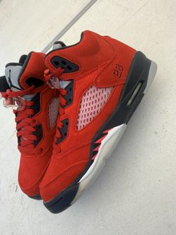 Jordan Raging Bull Size 4.5 Y