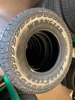 265/70/16 new Goodyear wrangler territory AT 265/70r16 Llantas Nuevas todo terreno