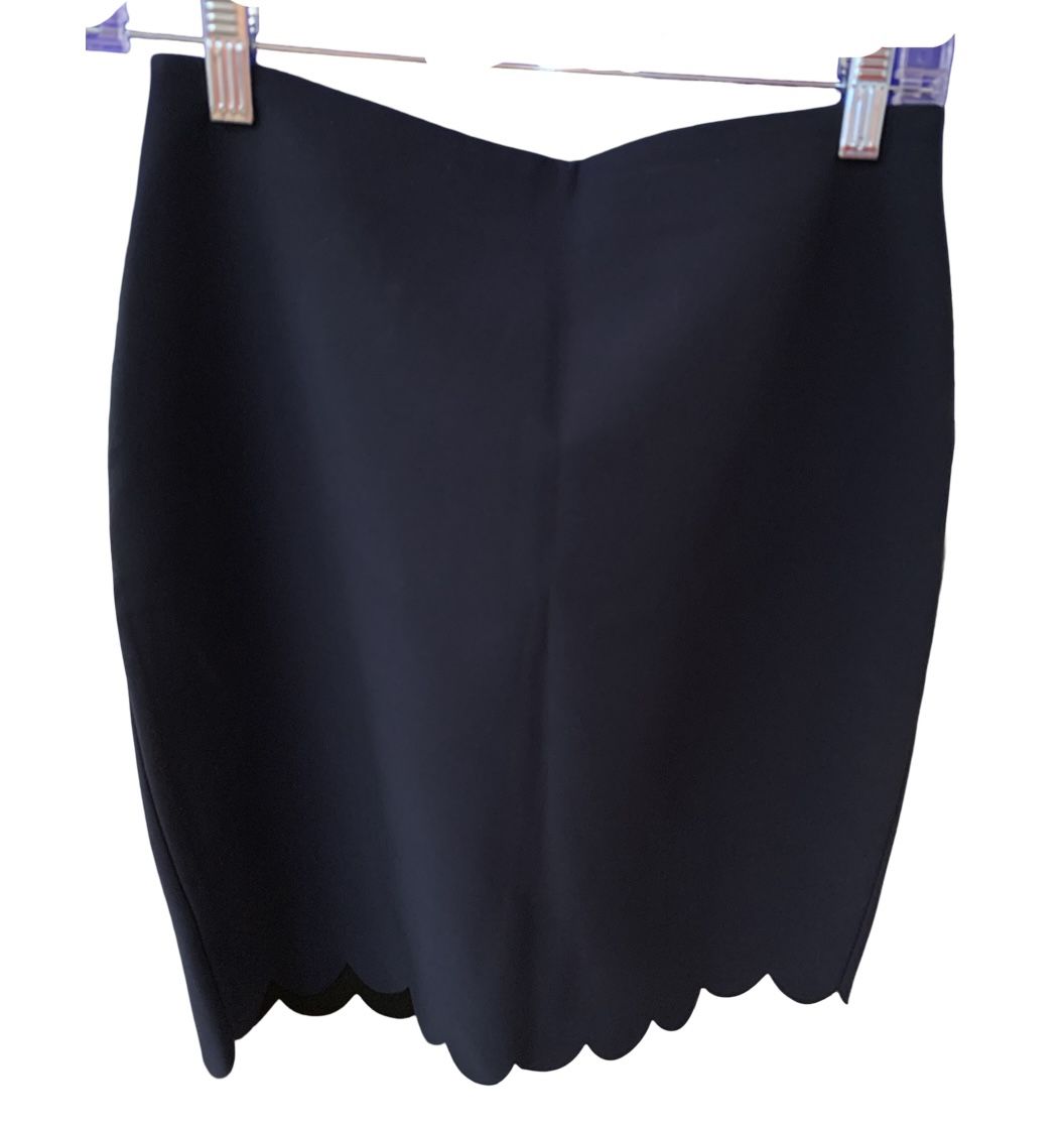 Banana Republic Dark Blue Scalloped Pencil Skirt Size 0 Petite 