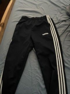 addias sweatsuit