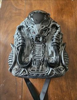 Alien Xenomorph backpack