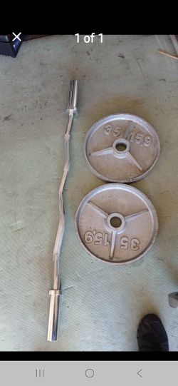 Curl Bar And 35 Lb Pair Weights  Metal plates