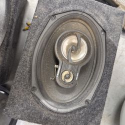 2  6x9 BLAUPUNKT  SPEAKERS & Box S