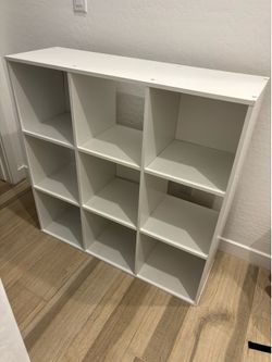 Cube shelves