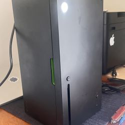 X Box Series X Replica Mini Fridge
