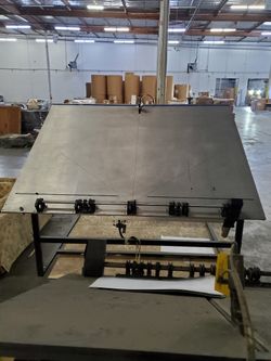 Plate Punch Machine