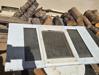 Window cat / sm dog door