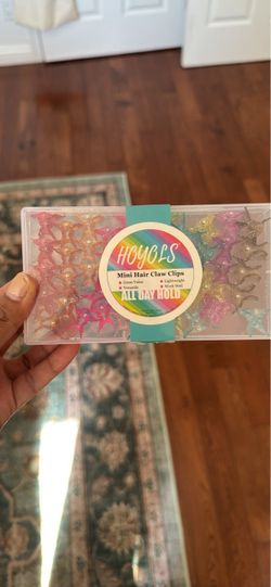Butterfly clips