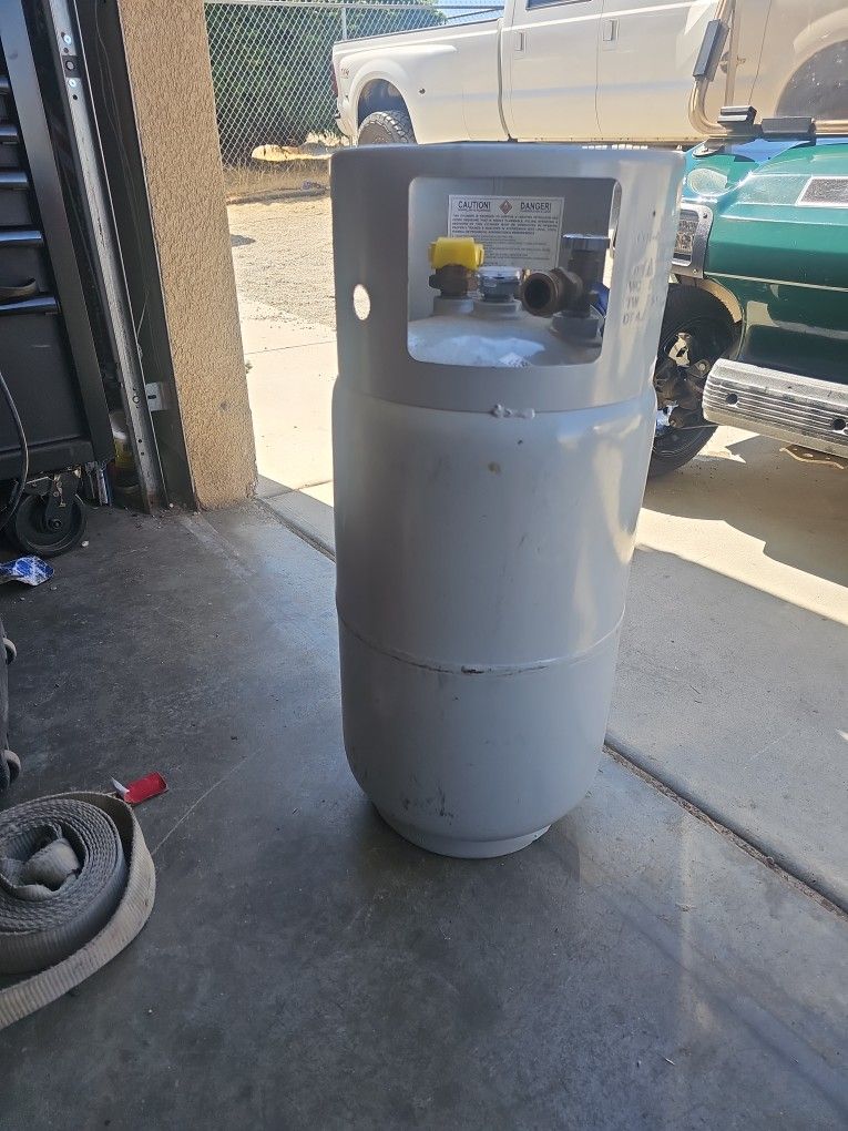 Forklift Propane Tank. Full