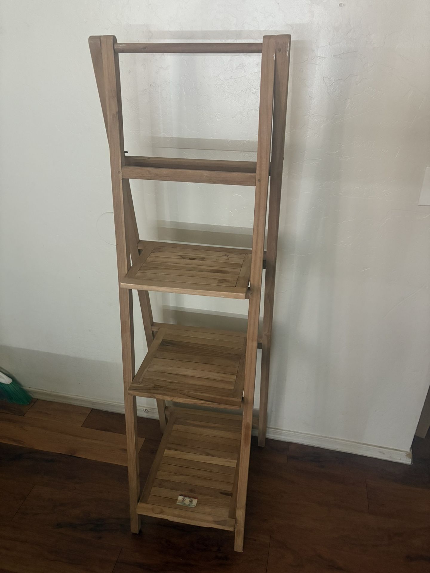 Wooden Ladder Shelf