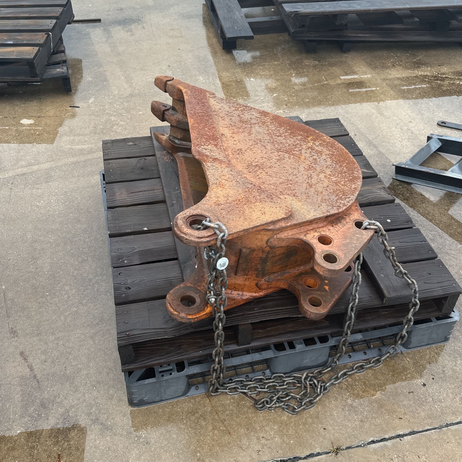 Bucket Excavator