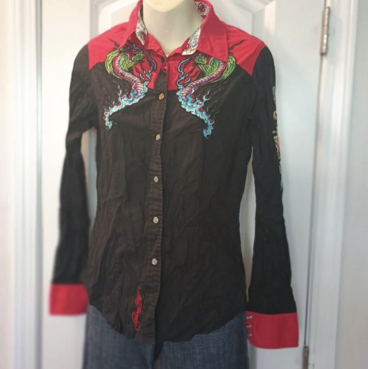 Vtg Ed Hardy Women Black & Red Embroidered Snap Button-Up Long Sleeve