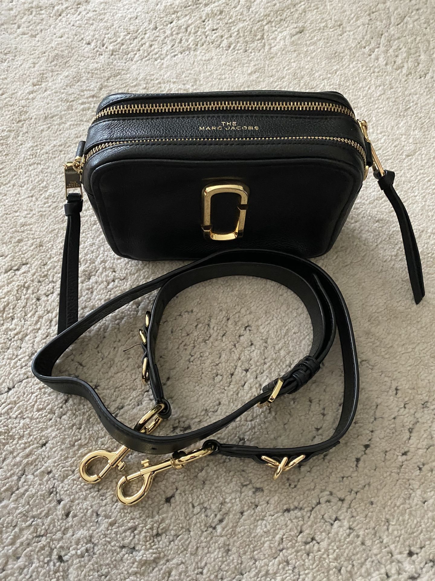 Marc Jacobs Camera Crossed Body Bag