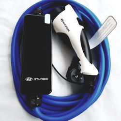 Hyundai EV Charger Ioniq 5 charging cable Plug in Hybrid PHEV OEM