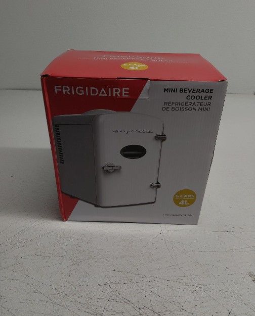 12 Can Mini Fridge Brand New