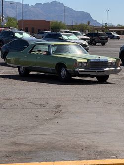 1974 CHRYSLER NEW YORKER
