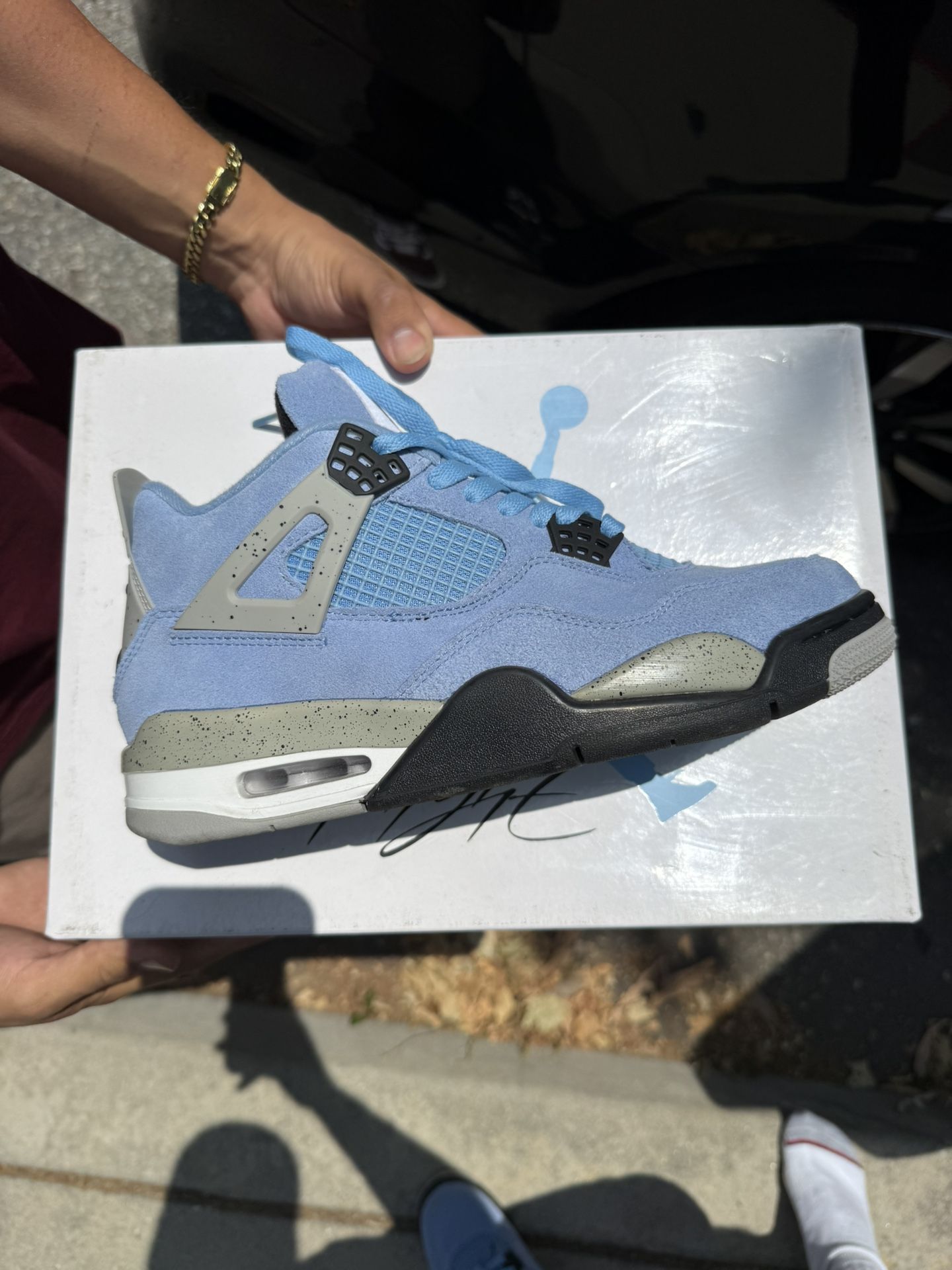 Jordan Retro University Blue