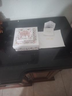 Dior Holiday.2024 Limited.Edition gift box