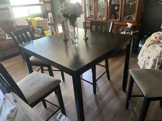 Table good condition