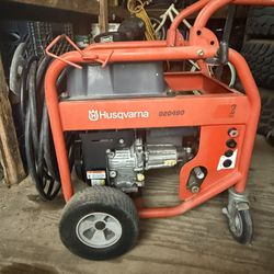 Husqvarna 020490 Power Pressure Washer