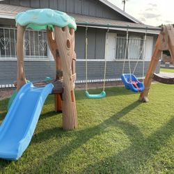 Playground Swing Set 