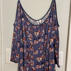 LC Lauren Conrad (kohls) Shirt W/ Shoulder Cut Outs