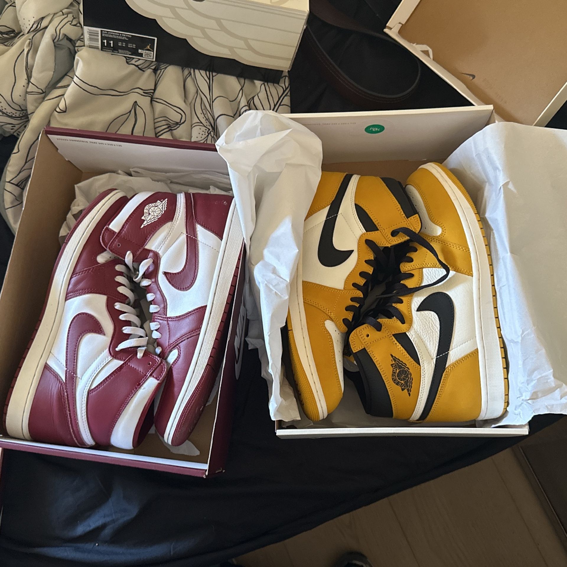 2 Jordan 1 High Retros