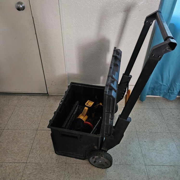 DEWALT ToughSystem Tool Box, DS450 Mobile Storage (DWST08250) for Sale in  Long Beach, CA OfferUp