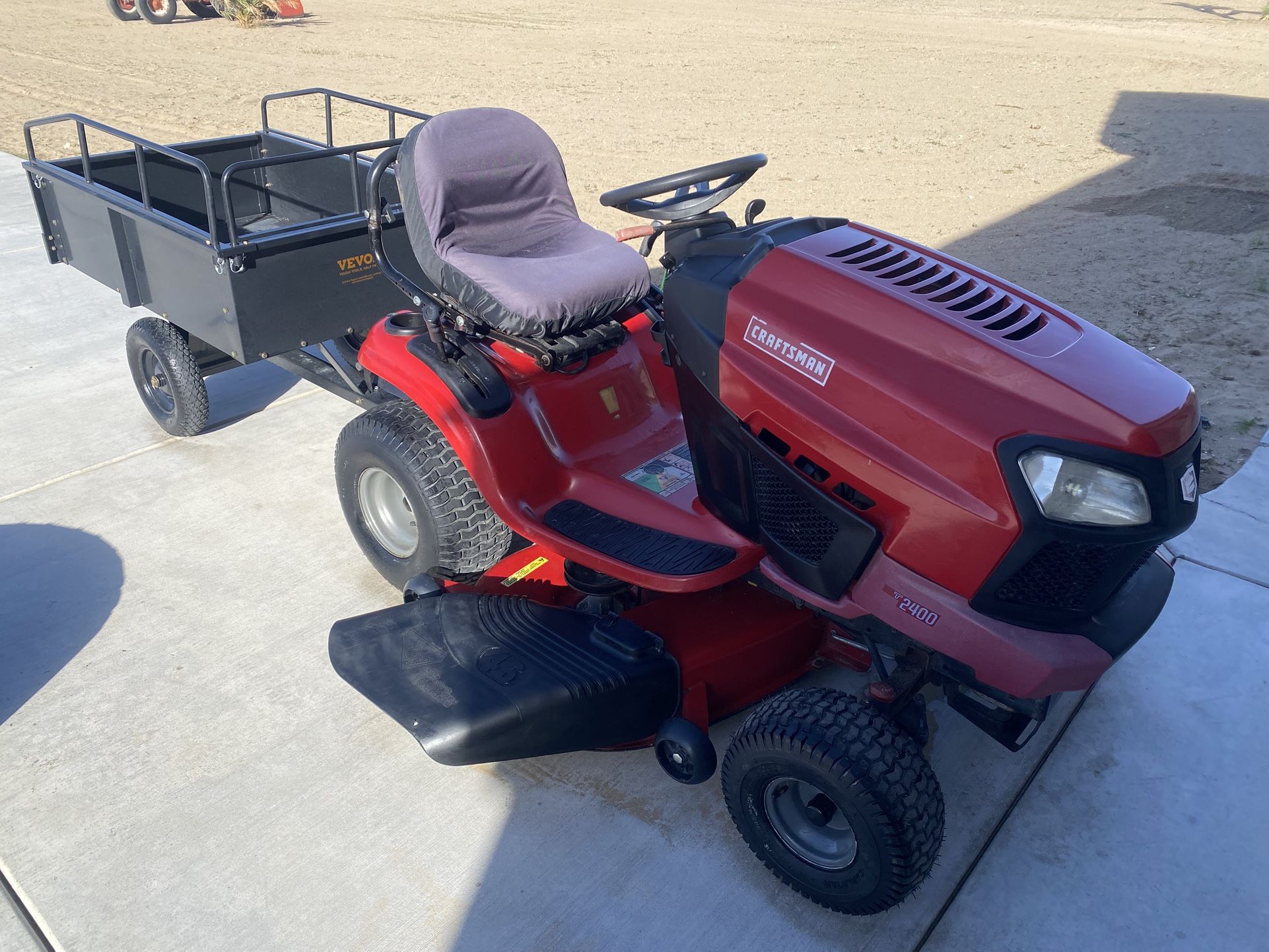 Craftsman Lawn Tractor (mower) with dump trailer and drag 