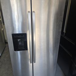 AMANA FRIDGE FREEZER SIDE BY SIDE