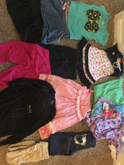 Girls clothing size 2t 14 pzs