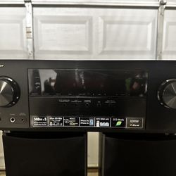 Pioneer 700 W Receiver & Polk Speakers 