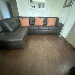 Livingroom Sofa 